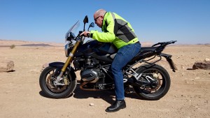 bmw-r1200r-1