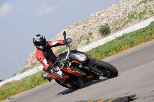 super-duke-990-r-1