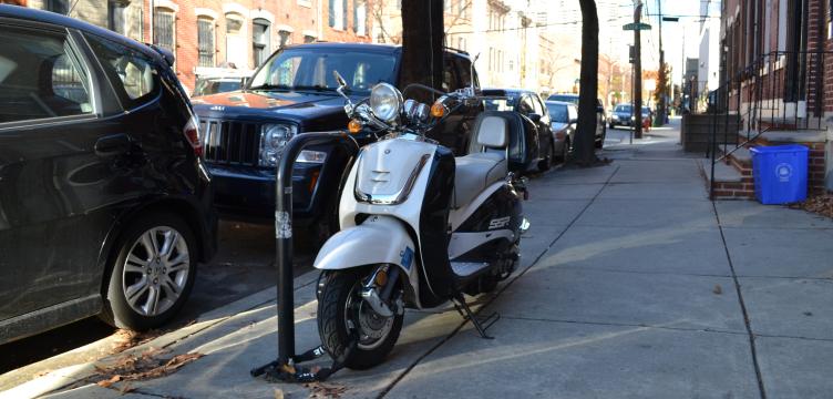 moto-pavement-parking-1